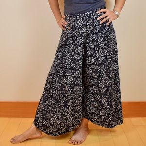 *HOST PICK* - Flowing Palazzo Pants
